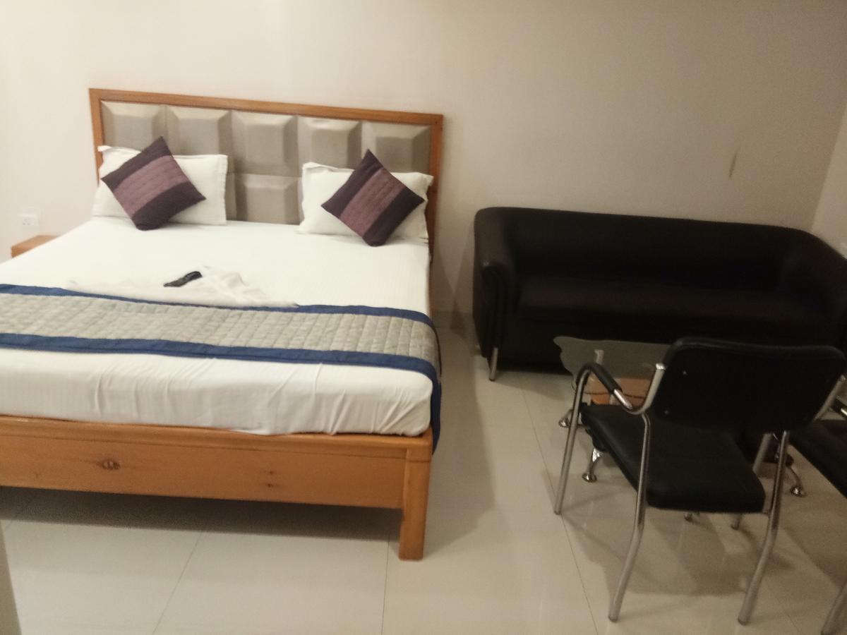 Airport Hotel Mahal نيودلهي المظهر الخارجي الصورة